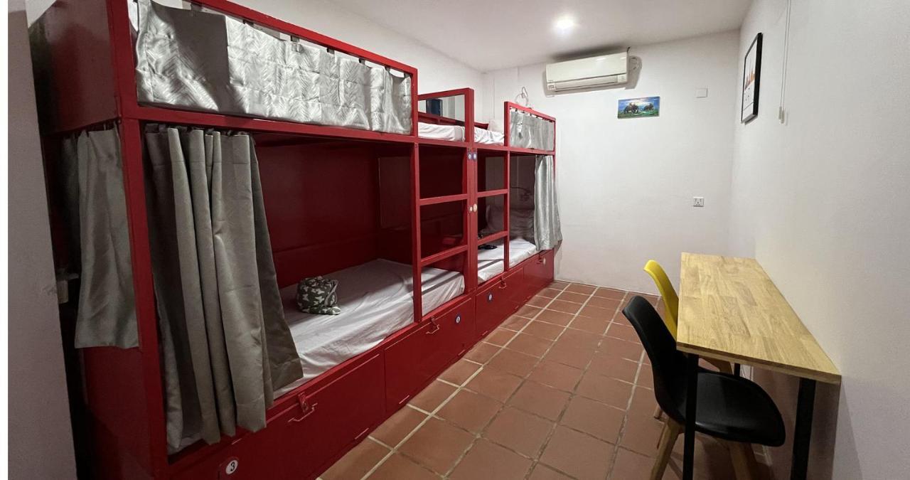 The Funky Village (adults Only) Auberge de jeunesse